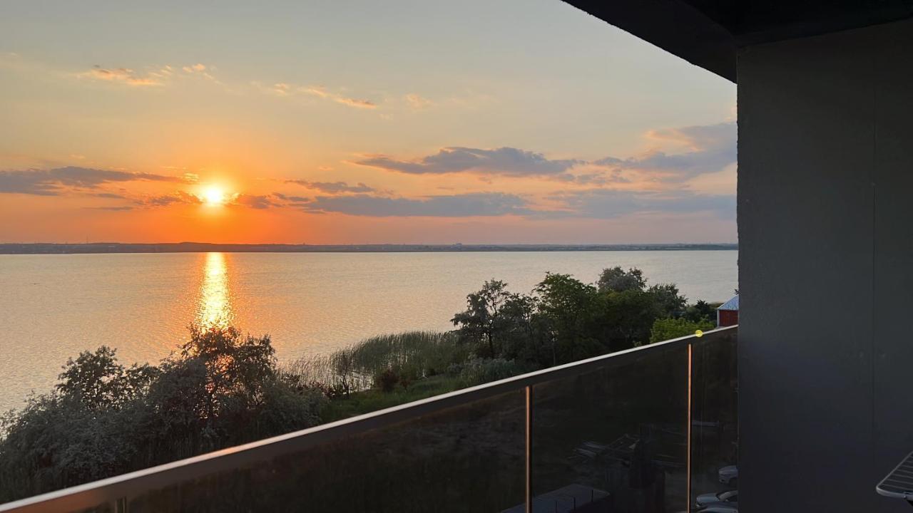 Apartment Breeze